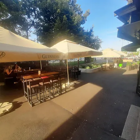 Mmmmmm בית אירוח בוקרשט