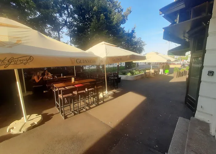 Mmmmmm Проживання в сім'ї Бухарест