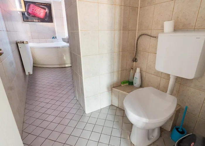 Mmmmmm * Бухарест